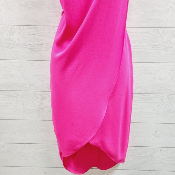 BCBG MaxAzria Cocktail Dress - Picture 4 of 8